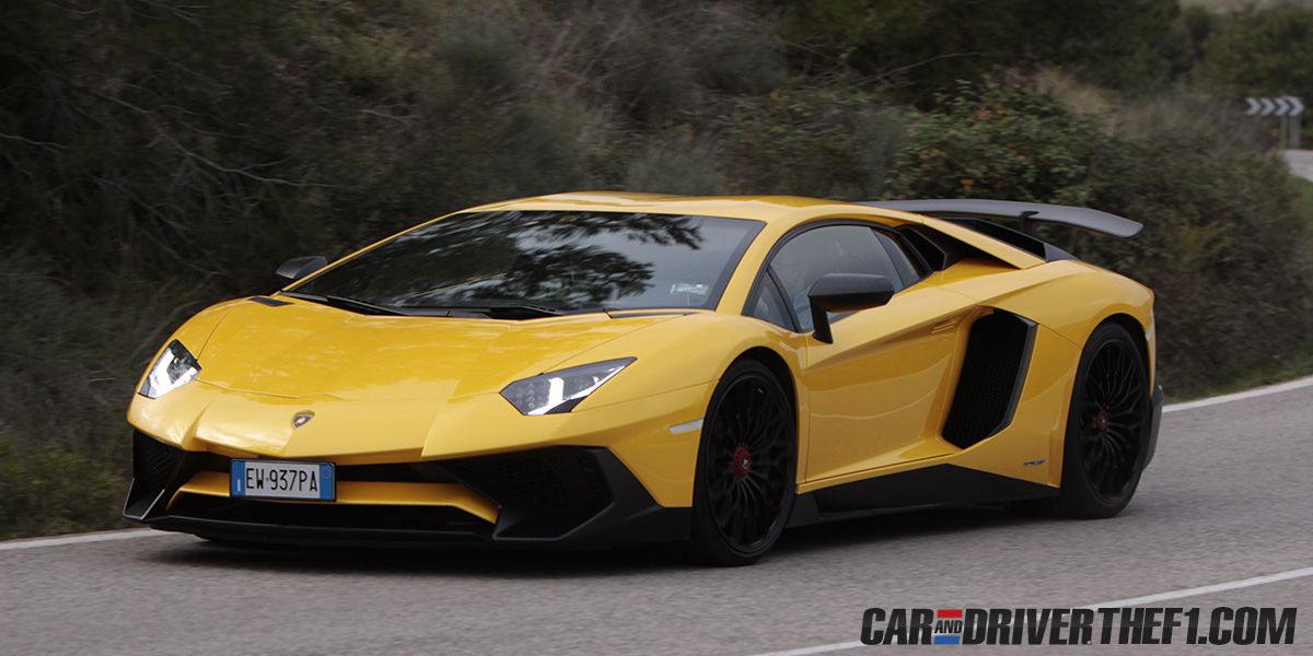Lamborghini amarillo